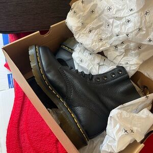 Dr. Martin boots 7